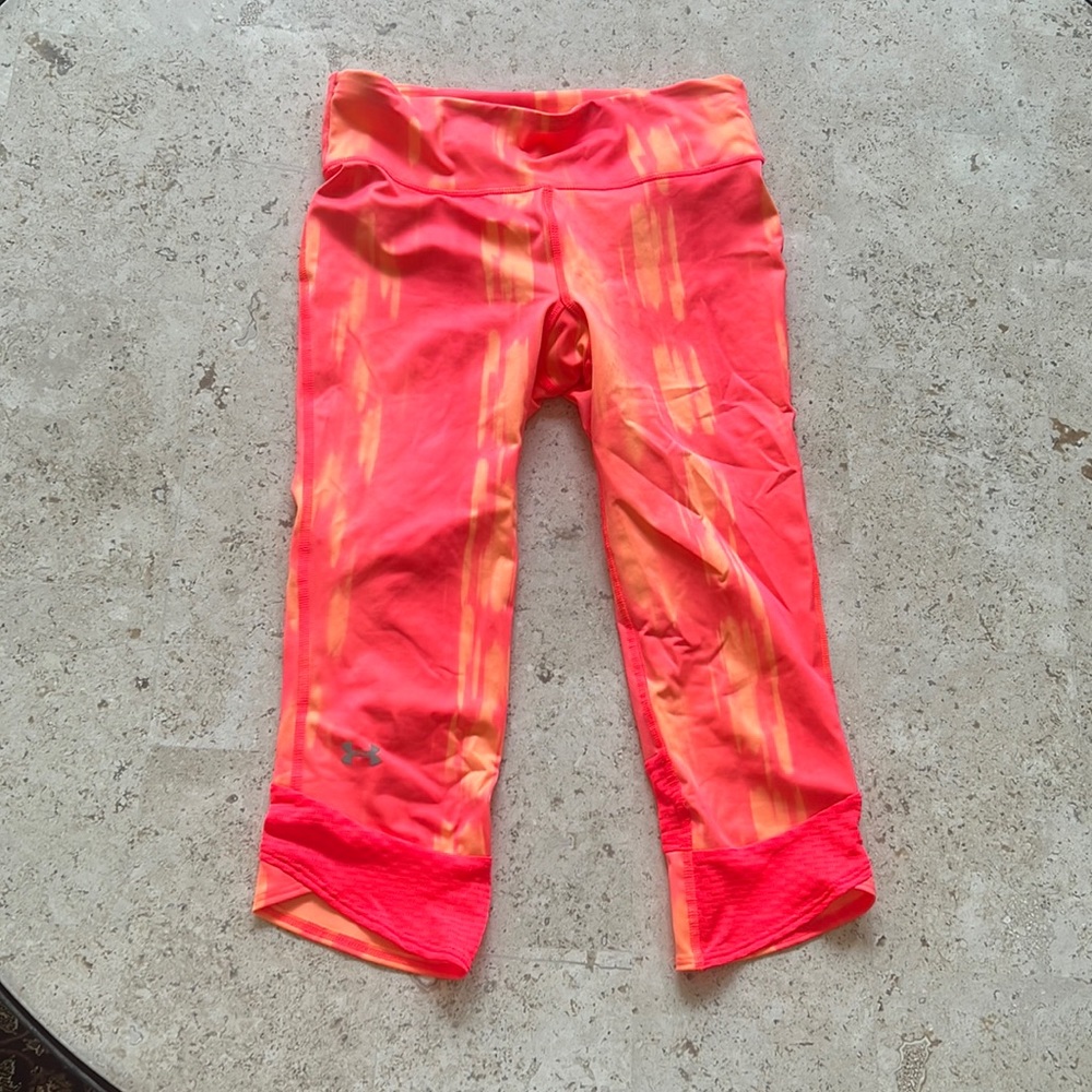 under armour cropped leggings with adjustable waistband